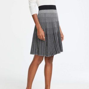 NWT Stitched Sweater Skirt - Ann Taylor